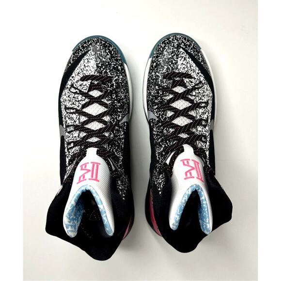 Nike Hyperdunk PE KYRIE IRVING NEW Notebook SZ 9.5 RARE - Picture 7 of 11